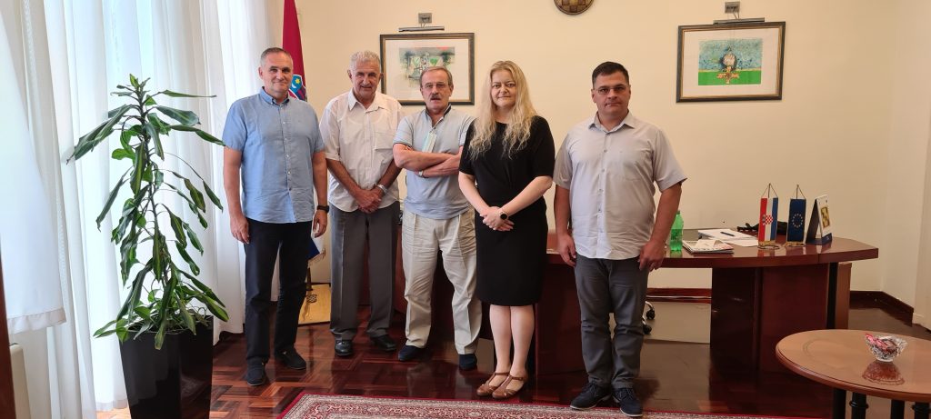 Delegacija Demokratske zajednice Hrvata u poseti Ambasade Republike Hrvatske