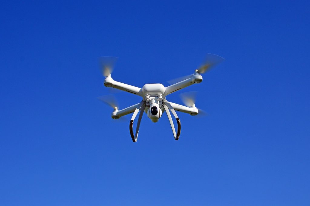 Rotarijanci doniraju bespilotne letelice – dronove osnovnim školama u Subotici